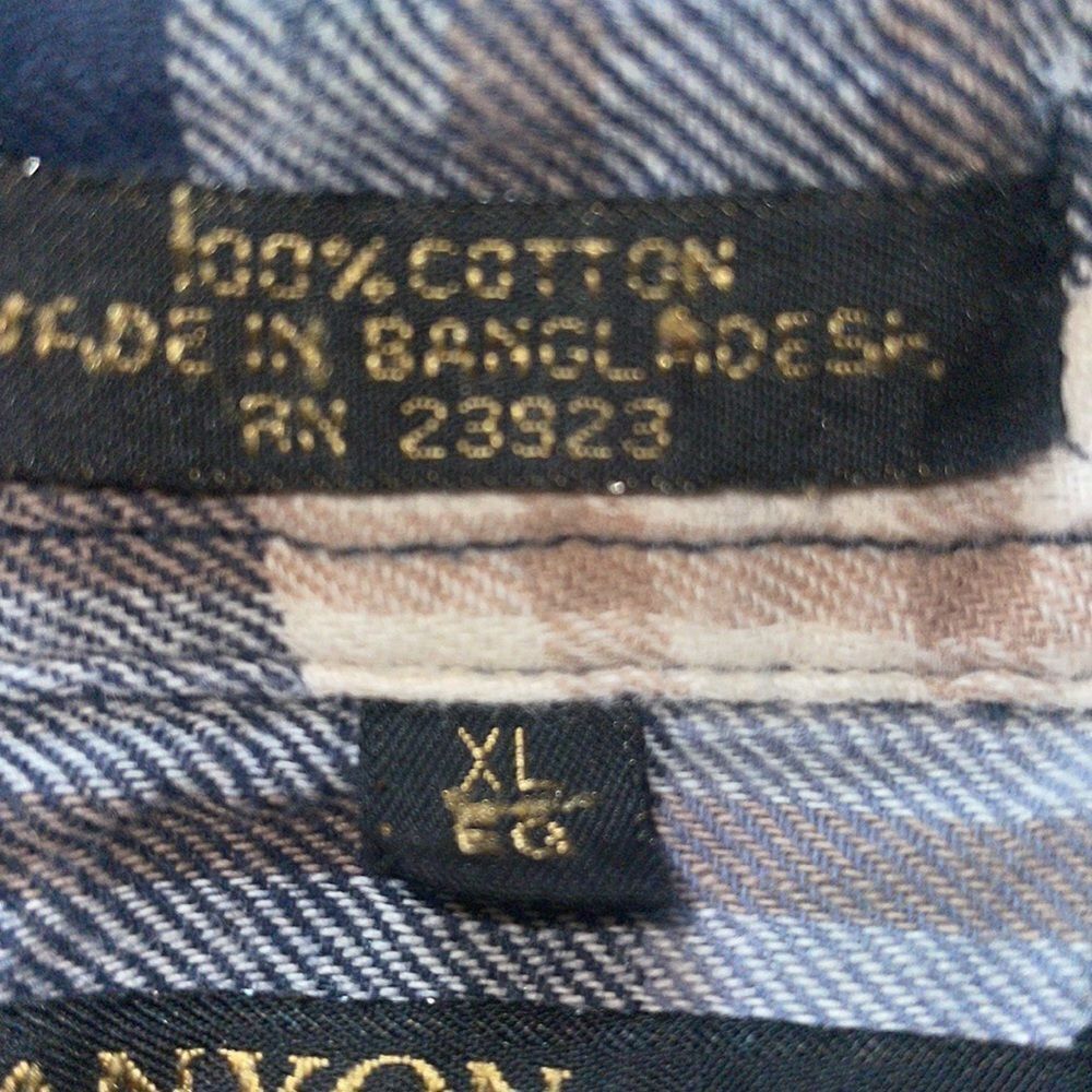 Canyon Guide Flannel - Picture 8 of 8